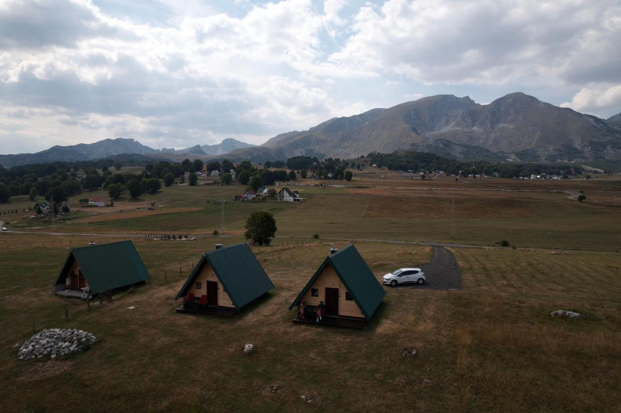 Mountain Peaceful Cottages Жабляк Экстерьер фото